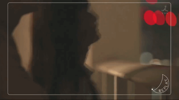 不仅很会找话题聊天,还特别爱笑~好了,接下来是你们非常期待的同 床