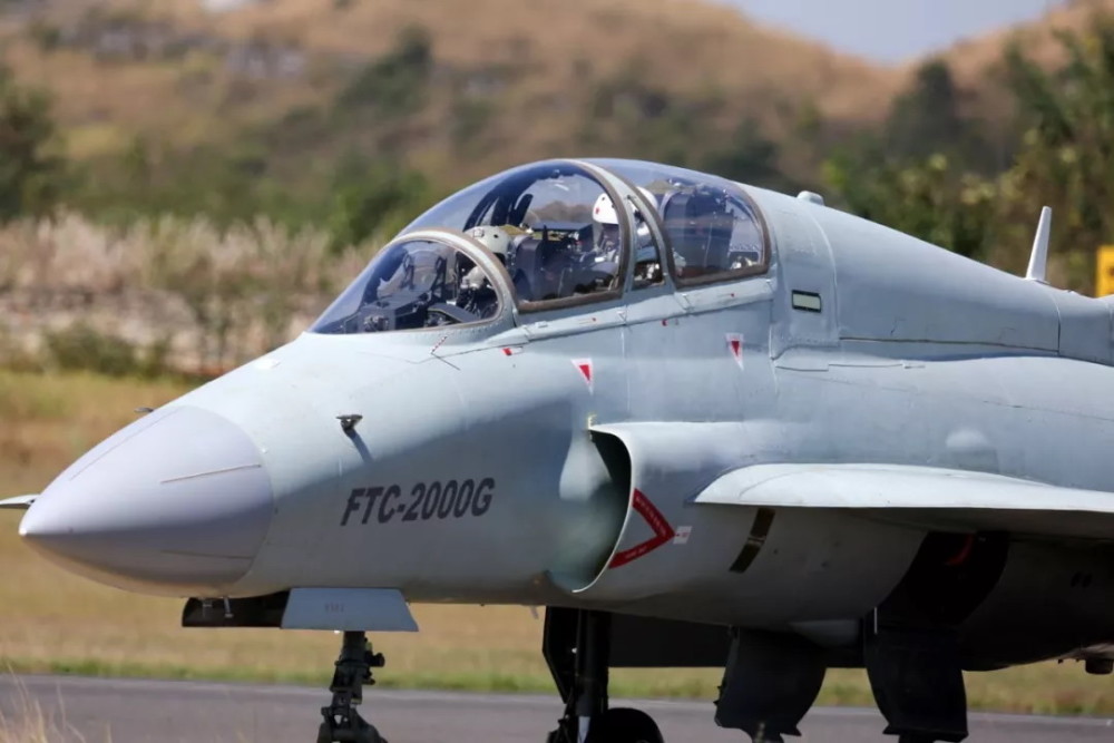 ftc-2000g神鹰的第一个出口客户浮出水面