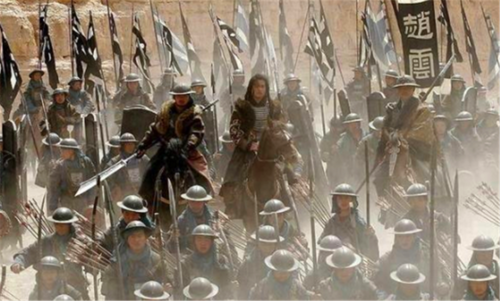 古代战争中,冲锋士兵作为炮灰,却为何还有许多人愿意去?