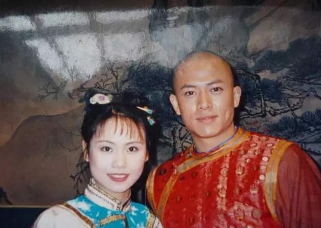 还珠格格原班人马再聚首,认出了小燕子,认出了皇阿玛