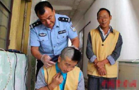 为什么监狱里的男犯人都是光头的,女犯人都是短发呢?