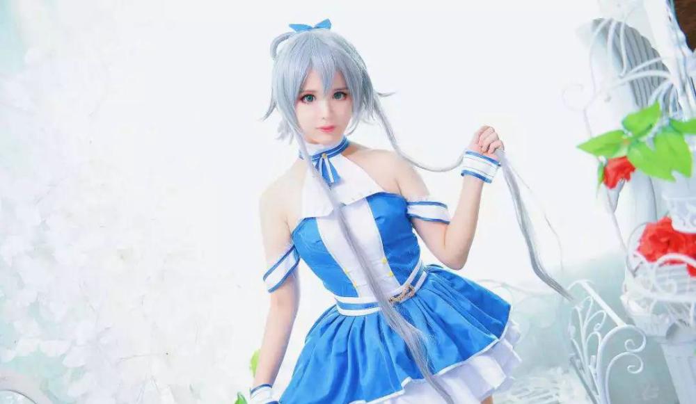 cos正片:小姐姐洛天依