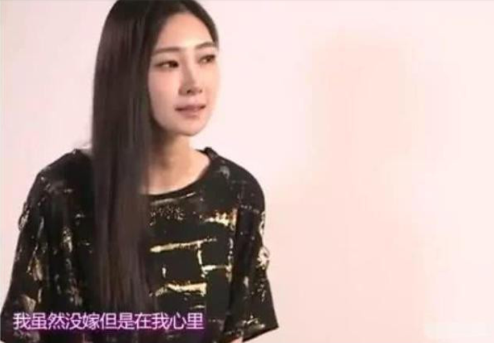 李荣浩前女友深夜发文,分手后自甘堕落,难以走出阴霾