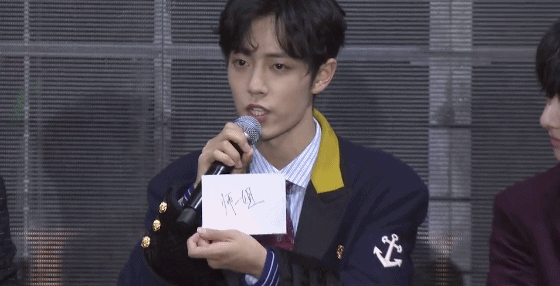 陈情令最后合体:肖战王一博合唱《无羁》,两人现场告别哽咽落泪