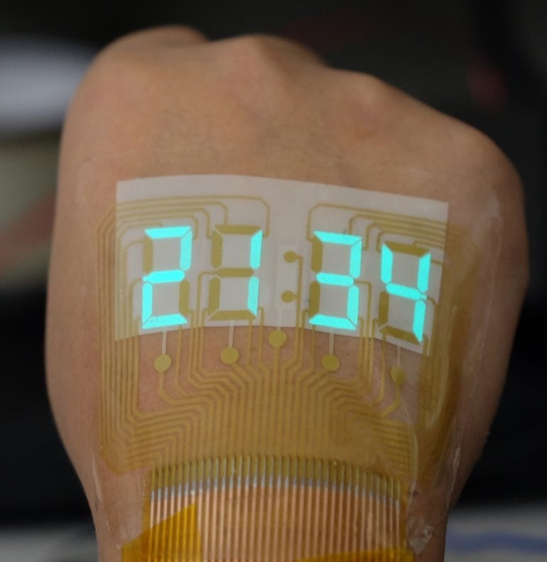 南京大学开发出用于在柔性医疗电子的表皮显示器