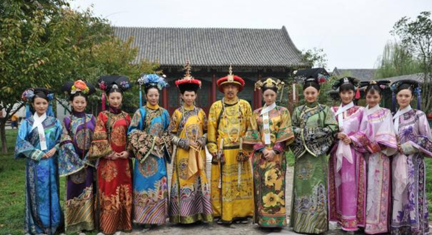 甄嬛传:甄嬛生下龙凤胎时,你知道皇后送了啥吗?难怪最后被废