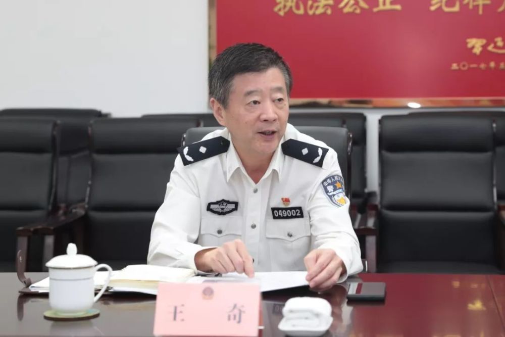 加强战时思想政治工作, 帮助民警解决后顾之忧, 上海市公安局松江