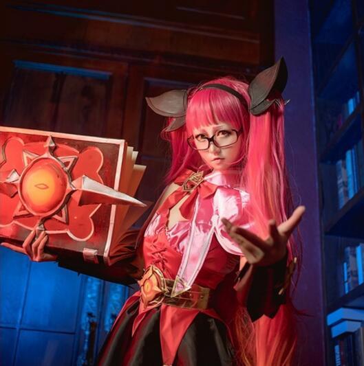 cos:王者荣耀 神还原安琪拉