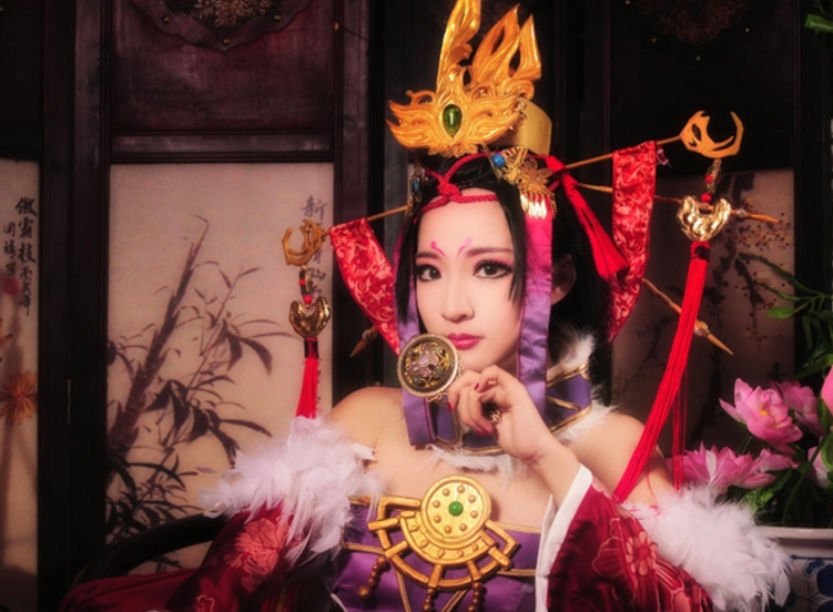 cosplay:画江湖之不良人,幻音坊女帝御姐范是十足