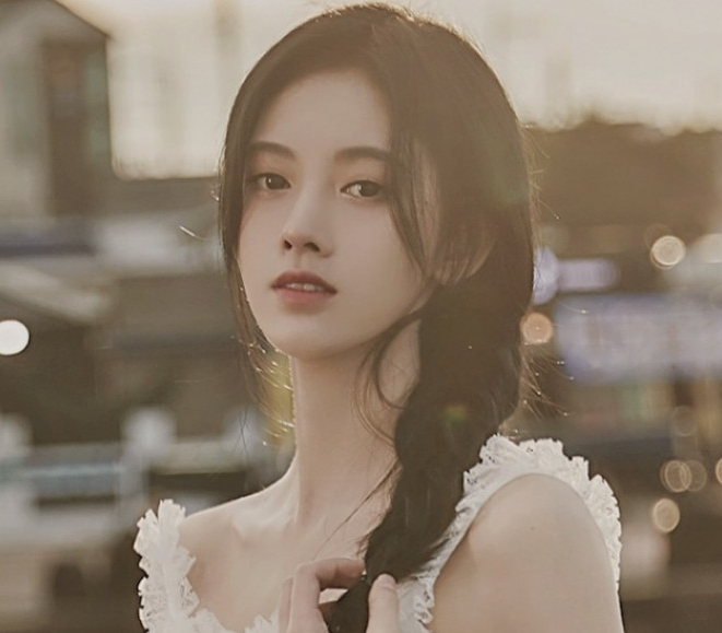 有种美叫鞠婧祎剪短发,都可以当qq头像了,难怪被称为千年美女
