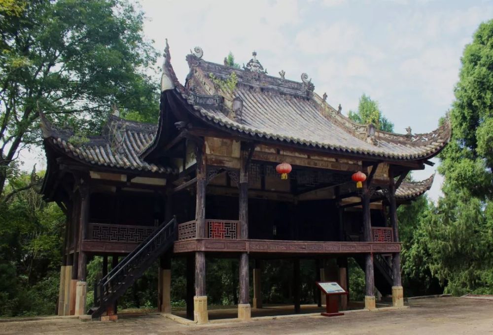 清代建筑与壁画艺术的宝库——马鞍寺