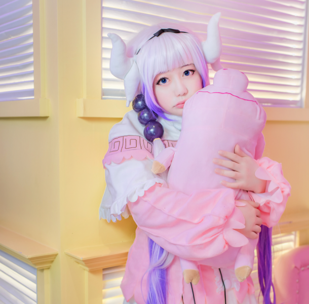 动漫小林家的龙女仆康娜cosplay,可爱迷人