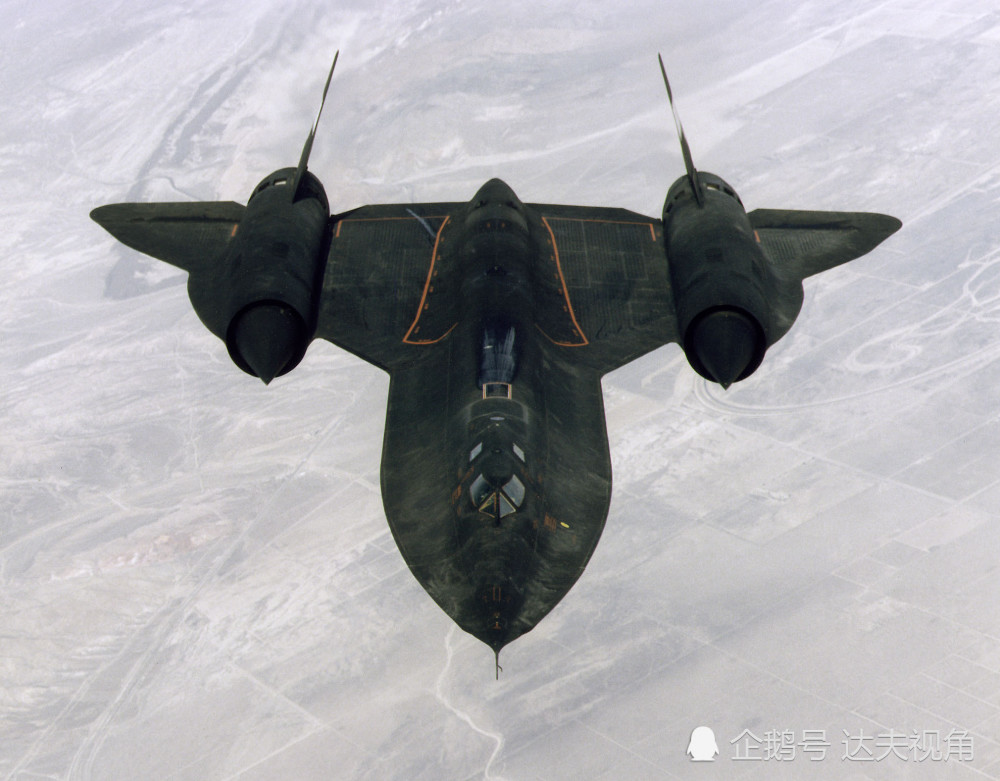 sr-71黑鸟是冷战时期的间谍飞机,至今仍是世界上速度最快的飞机