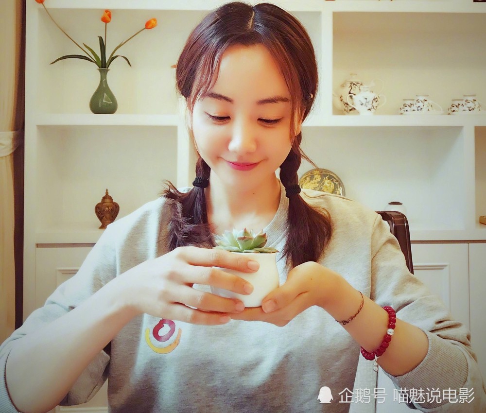 娱乐圈里最"佛系"的女星,拍戏都要看心情,不想拍时经纪人都找不到!