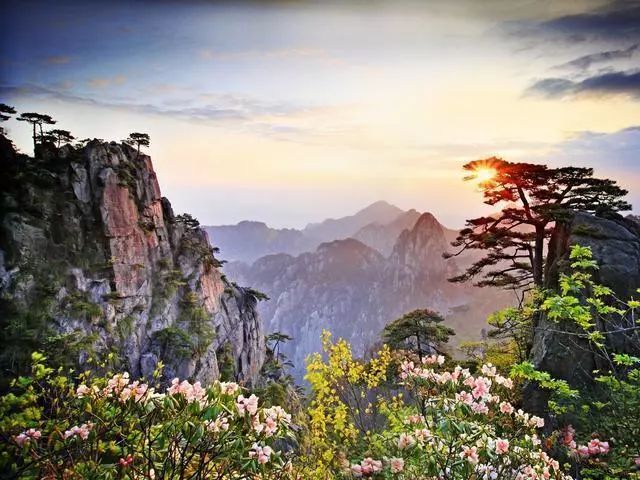 盘点中国最美十大名山!华山意外落榜,最美的山却鲜为人知
