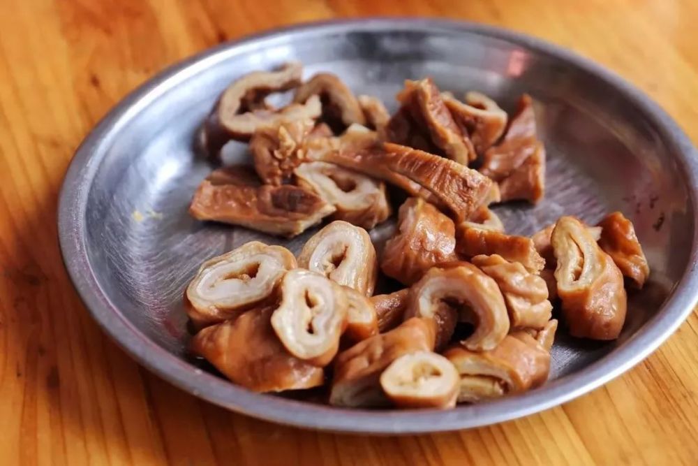 天呐,肥肠这么好吃!为什么要拿去做刺身