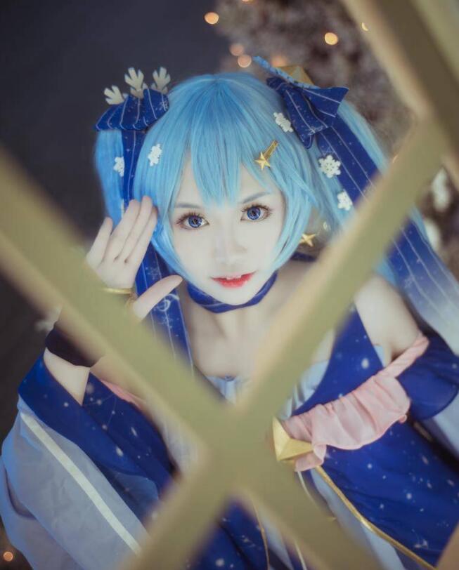 cosplay:vocaloid初音未来 清纯可爱范的美少女