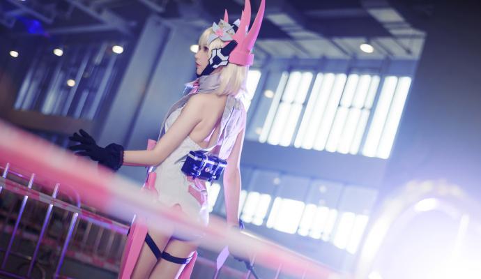 cosplay:战双帕弥什丽芙流光 人可爱身材好