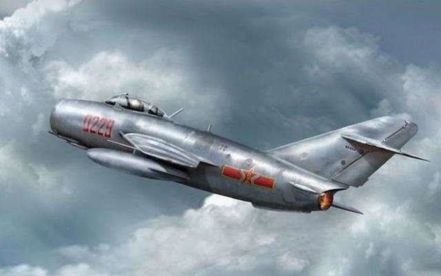 美军70吨空中堡垒,5分钟就被我国击落!机上10人全部死亡
