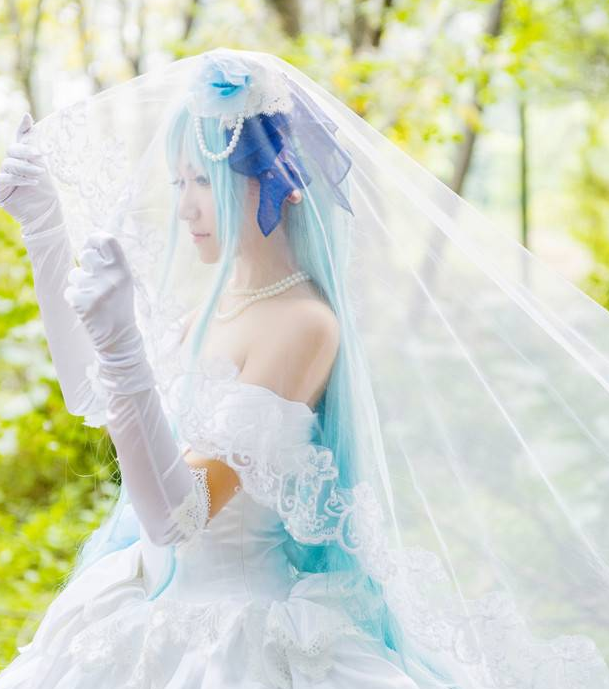 明日奈cos:洁白的婚纱女神,你喜欢吗?