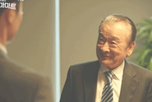 《机智的监狱的生活》的大舌头.