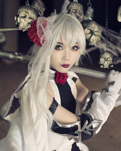 动漫人物cosplay,小姐姐神还原cos角色,一见倾心