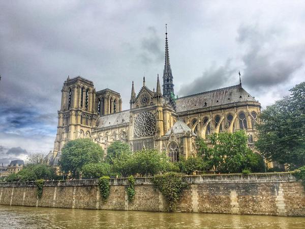 巴黎圣母院,哥特建筑,国外历史建筑,巴黎心跳,劫后重生