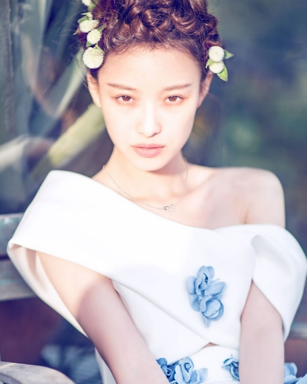 倪妮时尚壁纸 优雅美丽 个性美人 看点快报