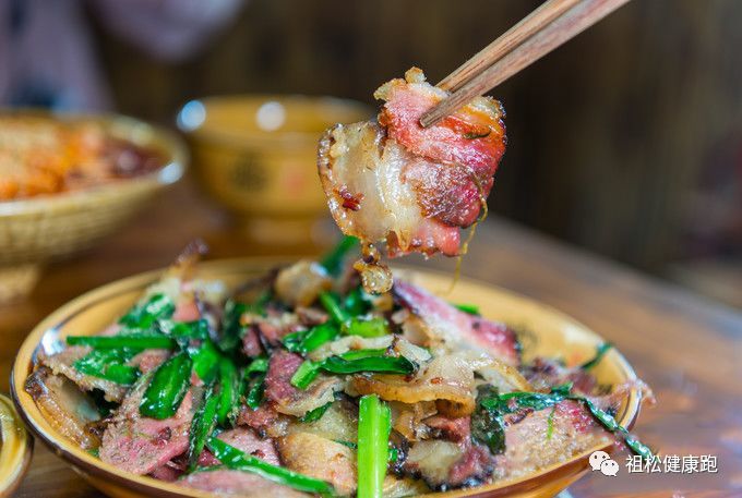 小城故事多 请你来做客——荥经美食篇