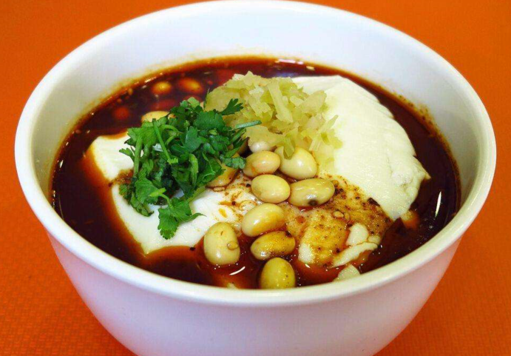 在西安你可以错过很多美食,但到了乾县,一定不能错过乾县豆腐脑