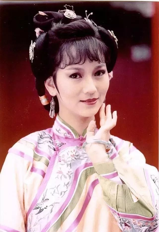 年轻时候的赵雅芝,曾是多少人的女神