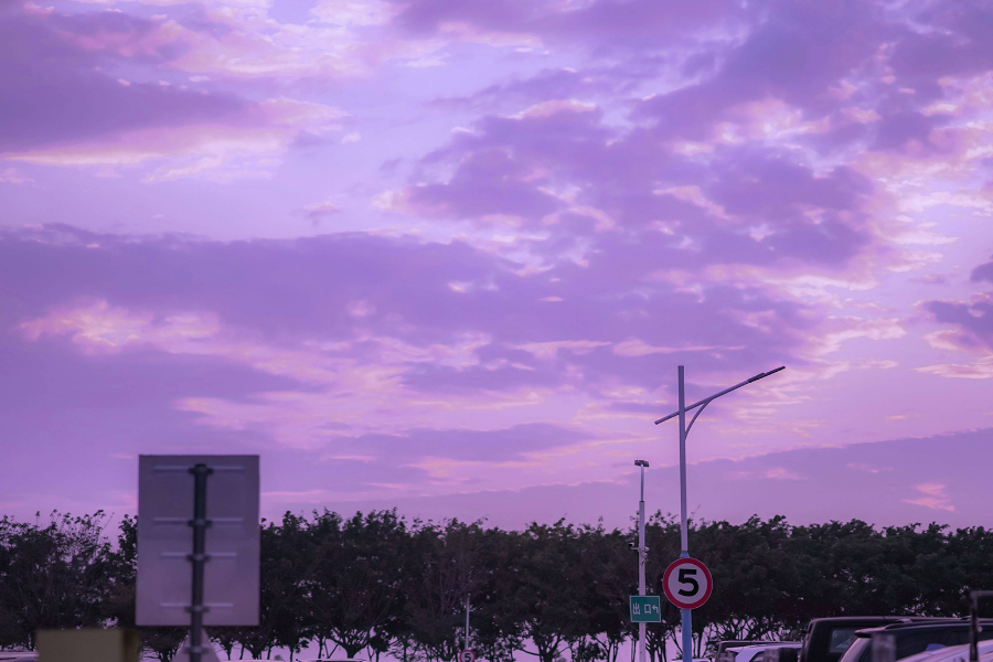 粉紫色天空风景壁纸,大自然的鬼斧神工,不一样的美景