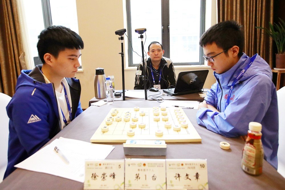智运会衢江象棋赛区青年男子决赛:东道主浙江队徐崇峰