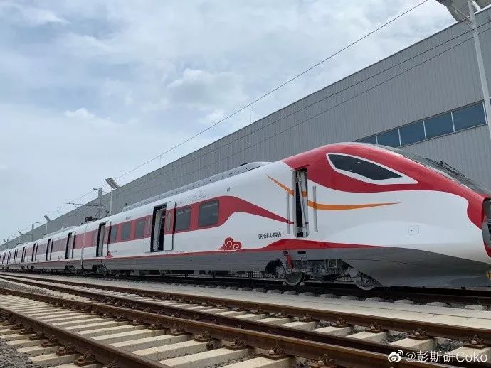连云港市域列车crh6f-a即将发货