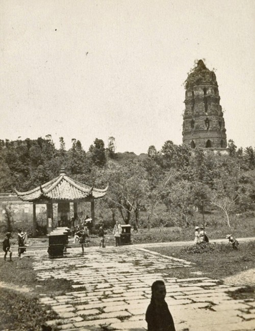 1908年珍贵晚清老照片,那时候雷峰塔还没倒塌