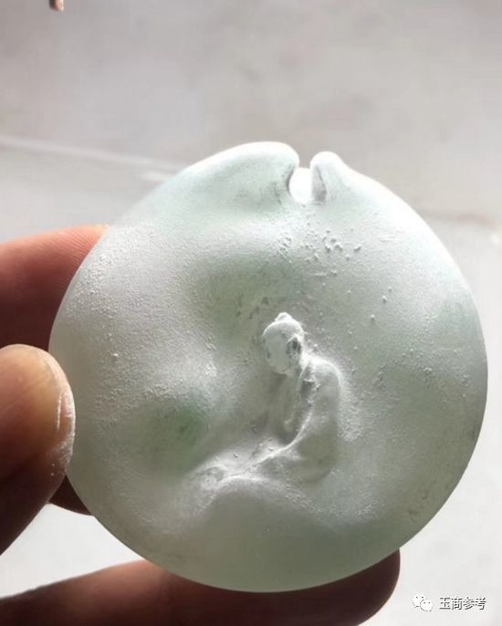 带着灵魂跳舞的玉雕
