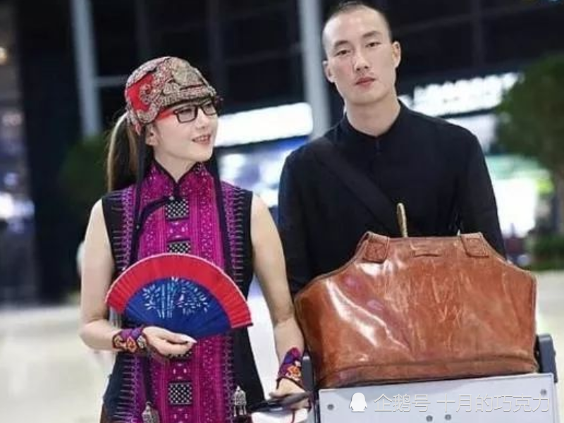月亮宫豪宅被查封,杨丽萍已经61岁,与男徒弟有着不清关系?