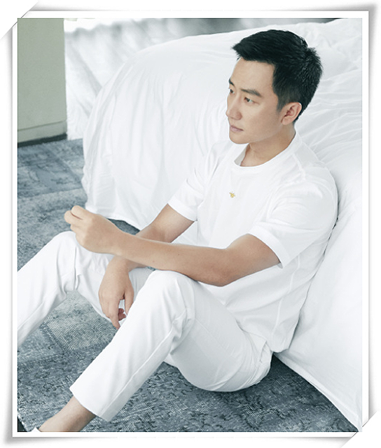 黄轩高清图册合集,尽显其邻家大男孩的迷人的气质