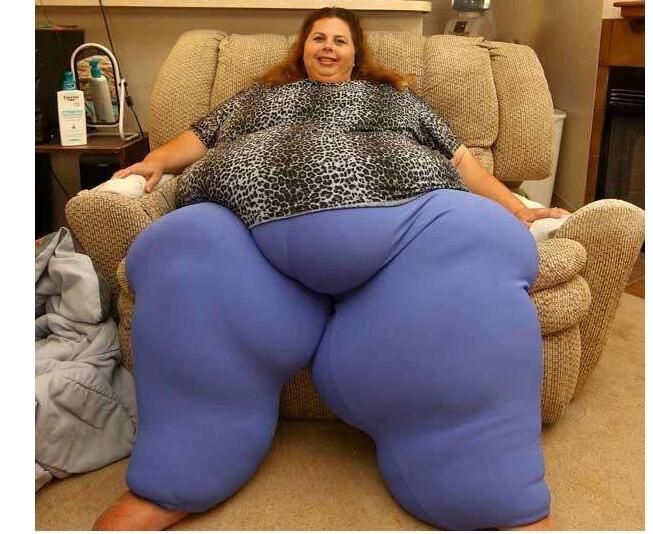 看世界上最胖的女人,体重1450斤直接破世界纪录,却还执意要增肥