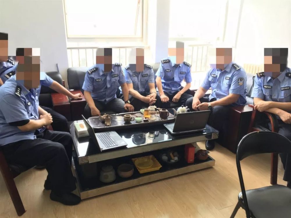 他们就是咱青岛专门对付"黑社会"的!