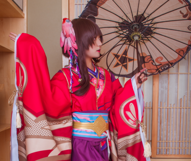 阴阳师神乐cosplay,超高还原度的coser