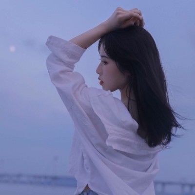 超火暗黑·伤感女生头像:没有什么过不去,只是再也回不去