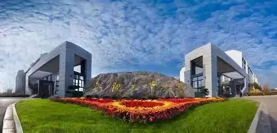 和主体学校的关系:电子科技大学沙河校区是电子科大三个校区之一