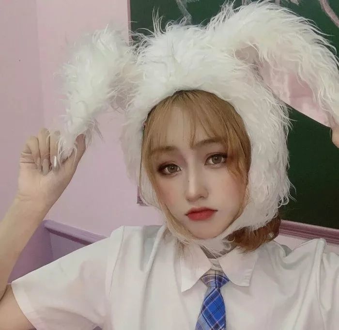 ins超火闺蜜头像:或许是遥远得无法问候,但还是谢谢您