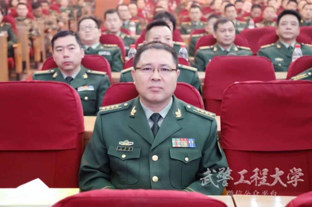 武警工程大学举办张富清同志先进事迹情景报告会