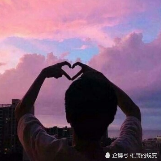 超火"唯美"情侣头像:爱情不是轰轰烈烈的誓言,而是平平淡淡的陪伴!