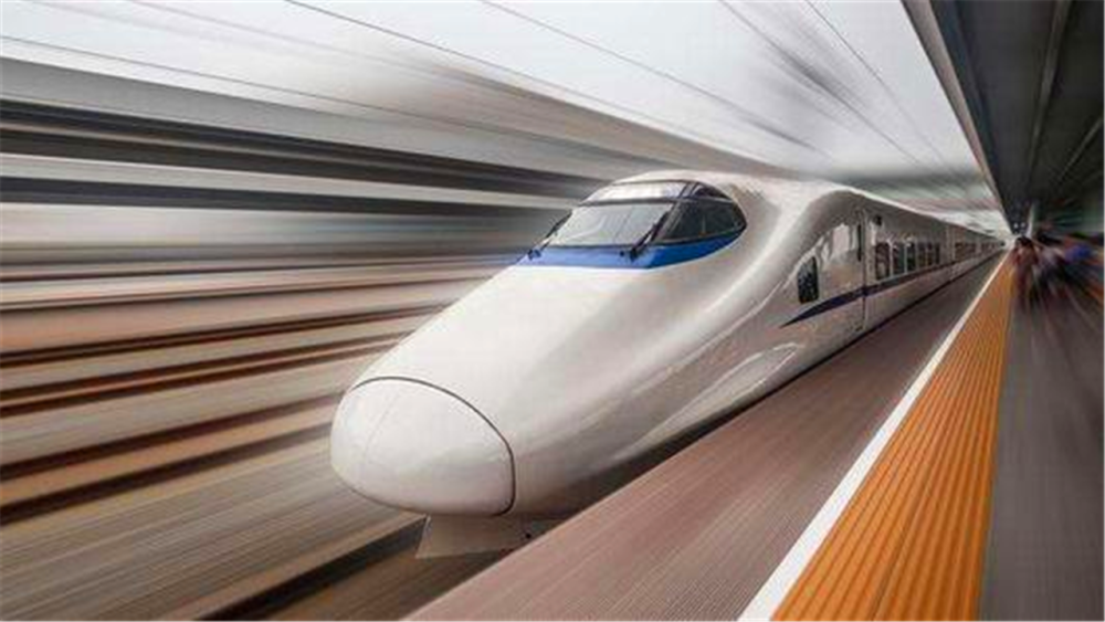 中国"超级高铁"一鸣惊人?每小时1500公里,美国开始坐不住了