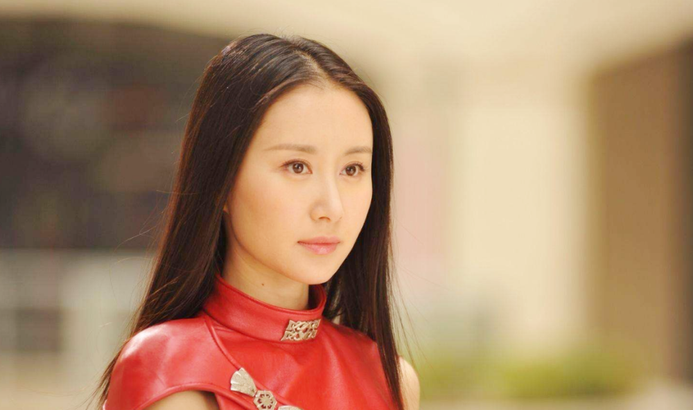 魔幻手机:谁还记得傻妞?出道27年演技零差评,现在胖到