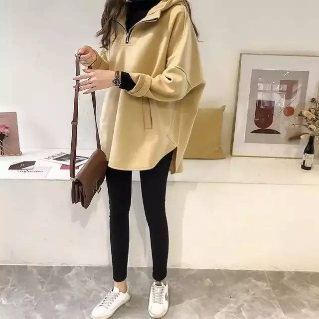 冬装女新款宽松连帽卫衣女套头 面料纹理细密紧致内外一致,手感与质感