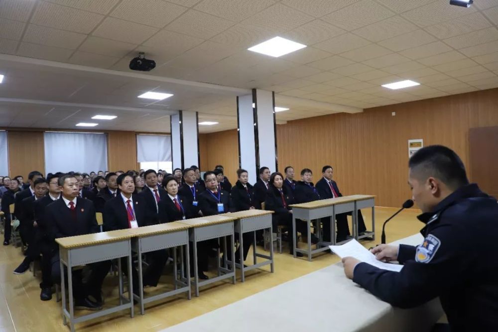 市中院组织干警到唐山监狱接受反腐倡廉警示教育